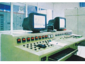 本系統(tǒng)是專為加氣混凝土、蒸壓粉煤灰磚及灰沙磚生產(chǎn)企業(yè)設(shè)計(jì)研究的自動(dòng)控制系統(tǒng)，其操作簡單，界面友好，智能化程度高且性能穩(wěn)定可靠